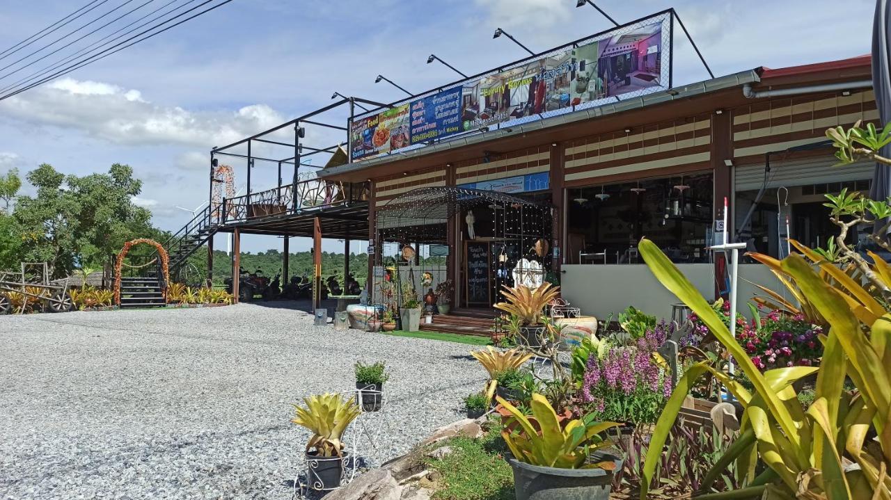 Touch The Wind Hotel ชัยภูมิ ภายนอก รูปภาพ